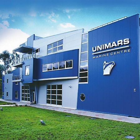 Riga Unimars Hotel Exterior photo